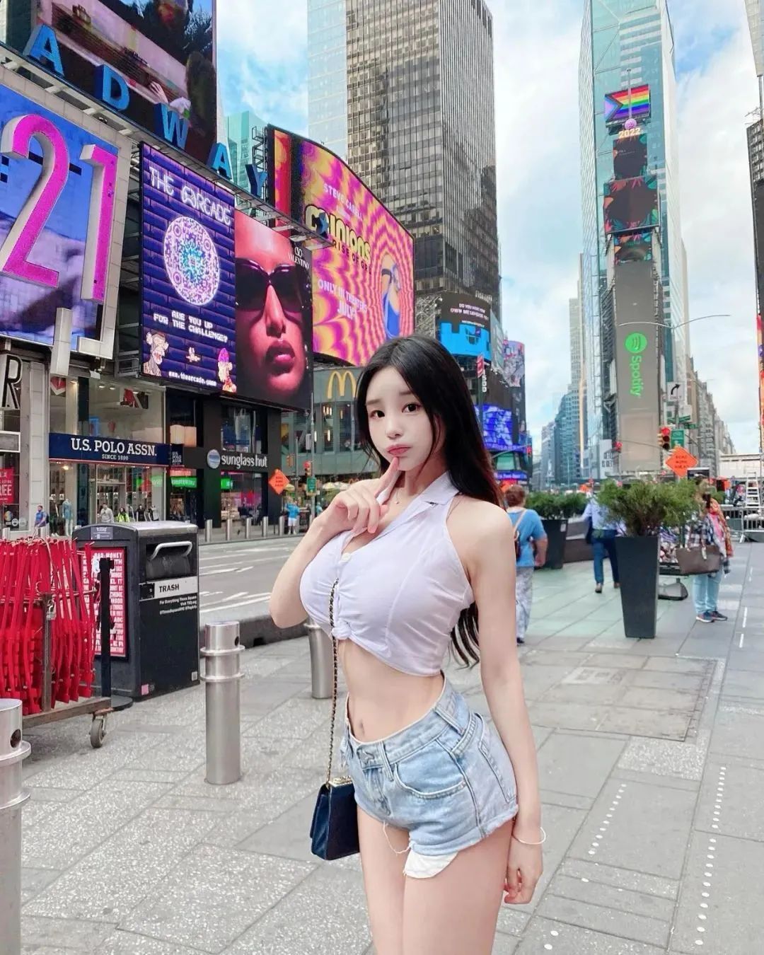 韩国网红zzyuridayo，火辣性感的美女主播