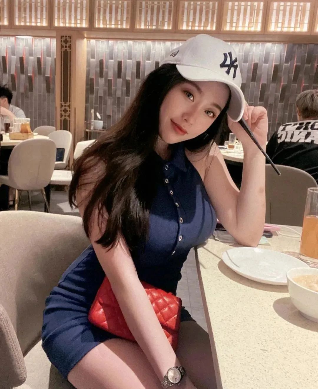 新加坡网红wenxian huang，甜美迷人的御姐范女神