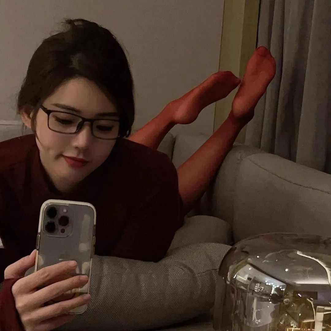 国产网红小蓝蓝，辣度指数爆表的御姐范女神