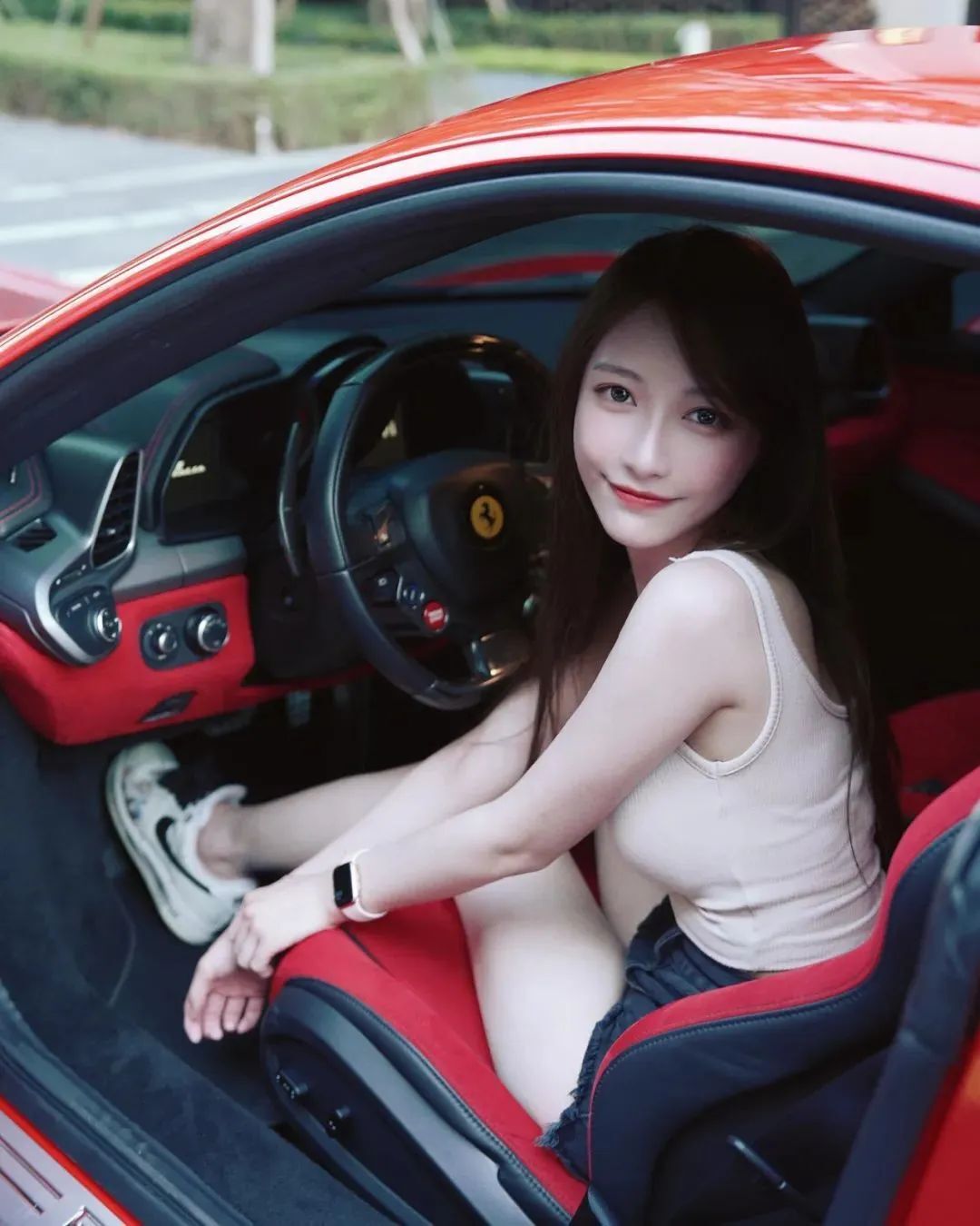 台湾网红Mia米亞，甜美指数超标的机车女神