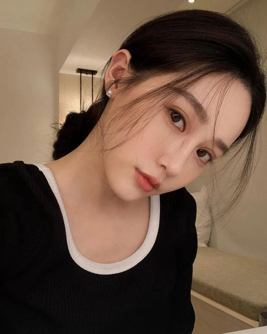 台湾初代网红陈玟予，甜美可人的气质女神