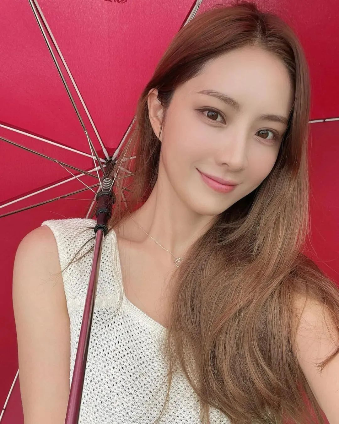 韩国网红2ppi，甜美又性感的美妆博主