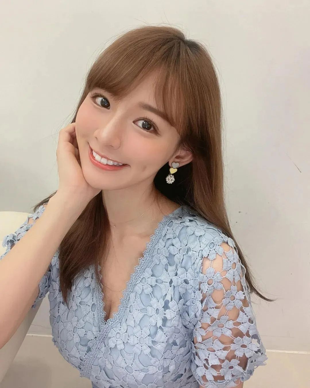 台湾网红林莎，甜美指度超标的元质美少女