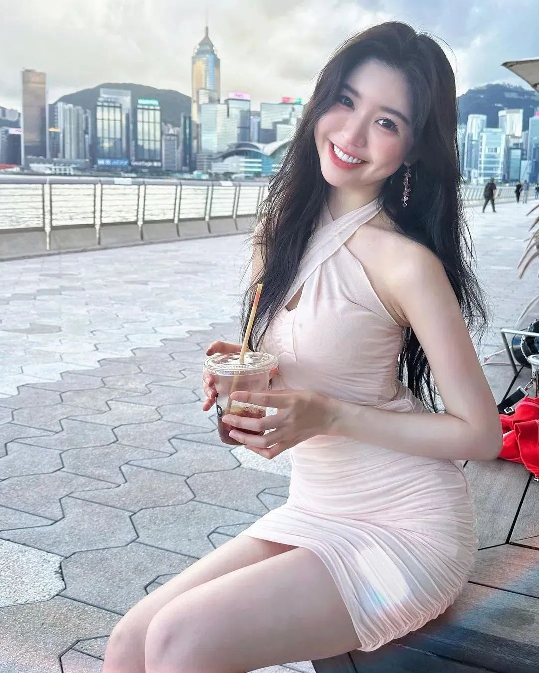 马来西亚网红张安琪，甜美又性感的气质女神