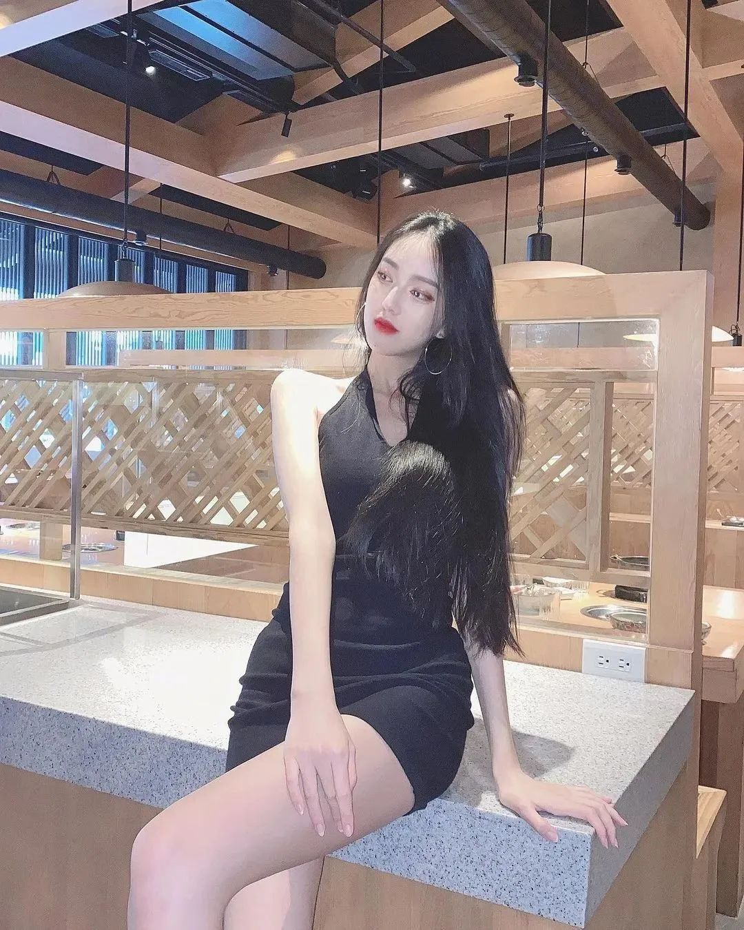 台湾网红chiangbbbb，甜美指数爆表的气质女神