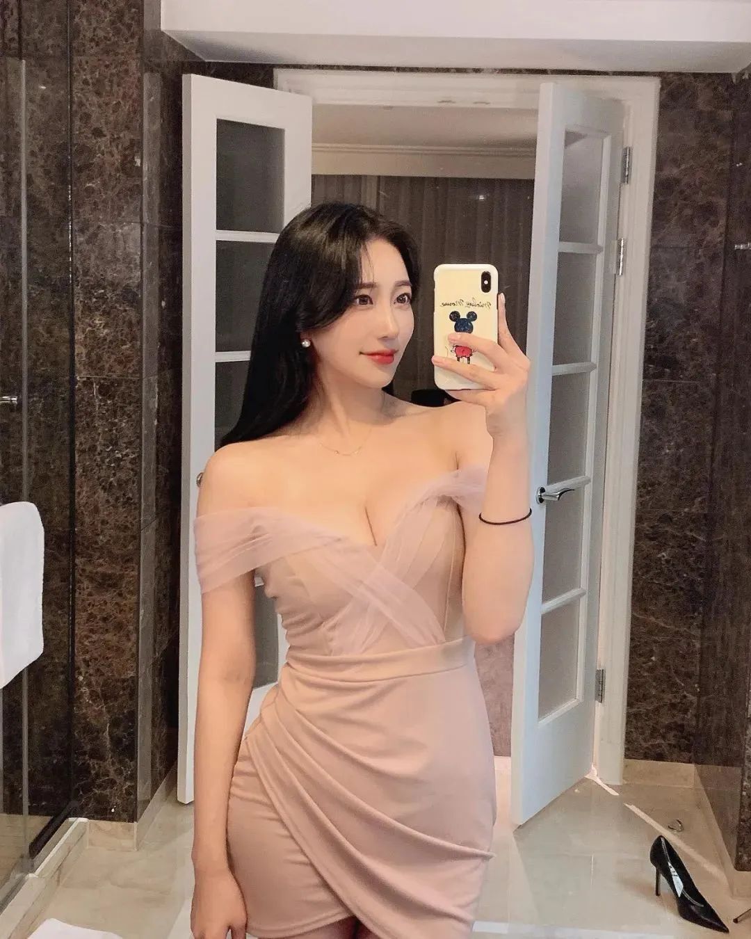 韩国网红金贤，辣度指数爆表的DJ女神