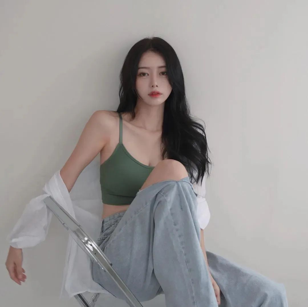 韩国网红yyyoungggggg，甜美又性感的啦啦队女神