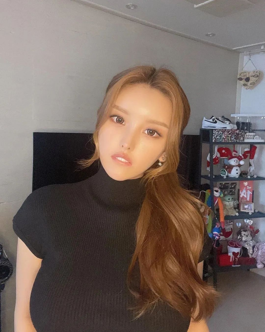 韩国网红jungvely，甜美又性感的气质女神