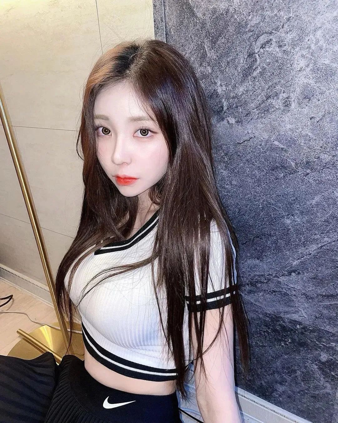 韩国网红vely，充满魅惑力的迷人小妖精