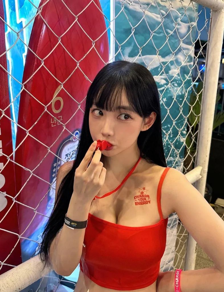 韩国网红 | 郭敏善，甜美又性感的韩国第一电竞女神