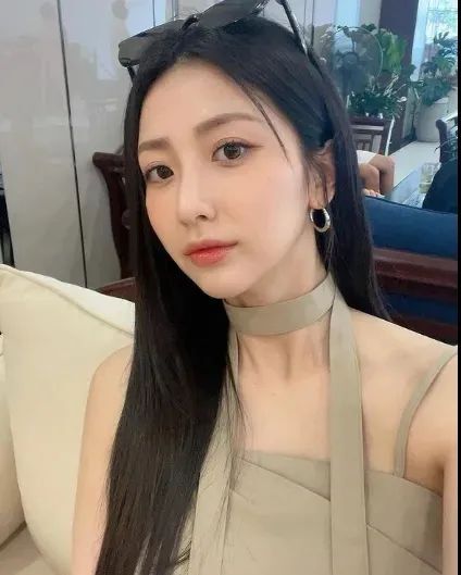 韩国网红 | mochi，甜美又性感的颜值系女神