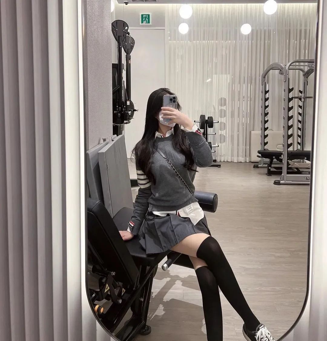 韩国网红 | crystal，甜美又性感的御姐范女神