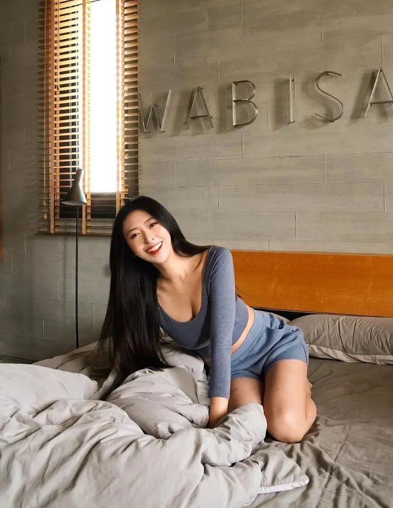 台湾极品模特！长相甜美迷人，身材实力杠杠的！