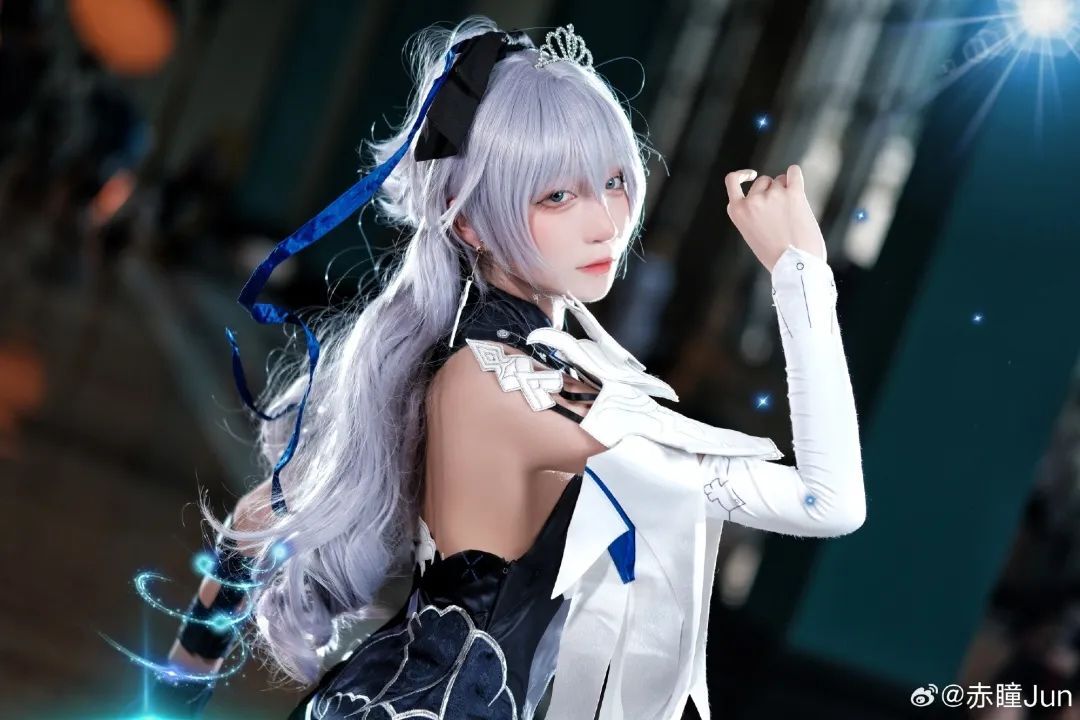 cosplay：崩坏3  布洛妮娅·扎伊切克