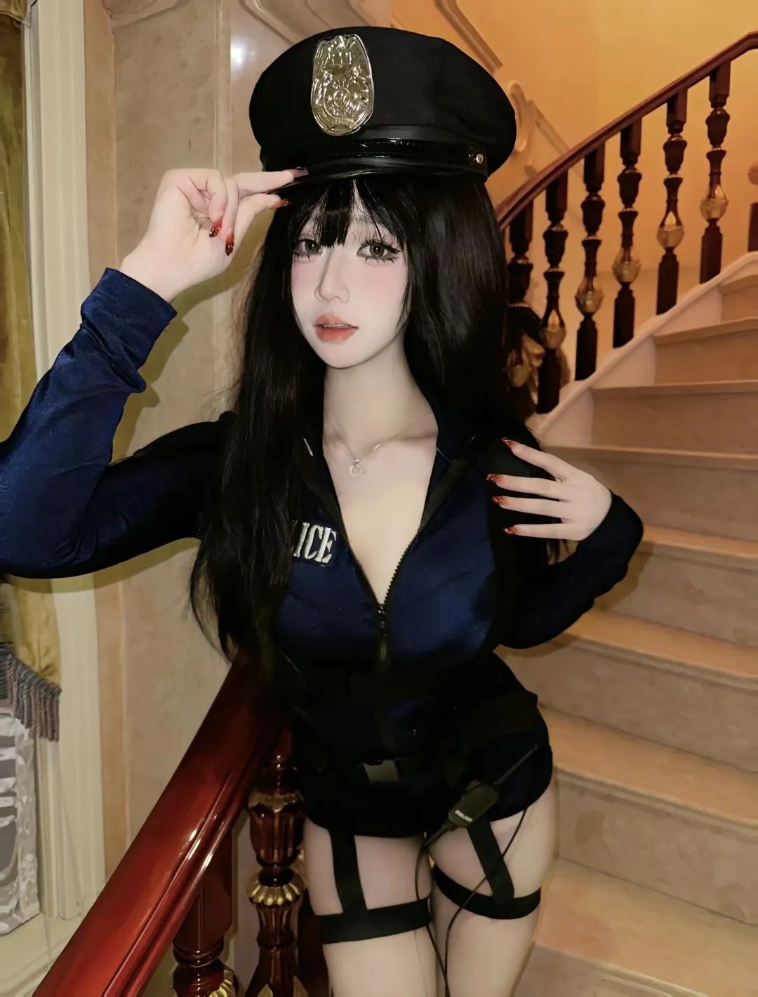 抱歉…你被逮捕了#女警cos#御姐#制服#辣妹