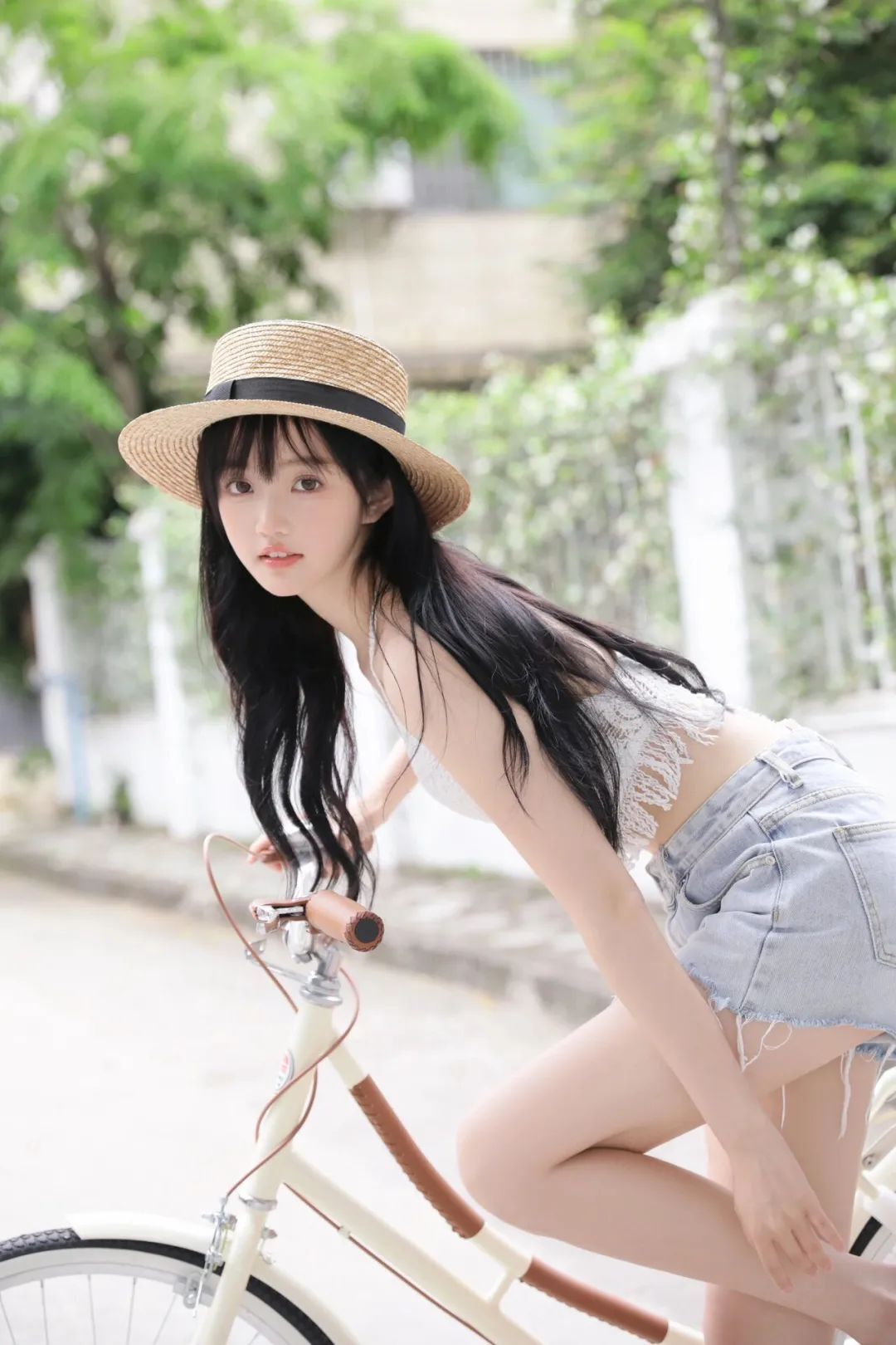 夏日单车少女