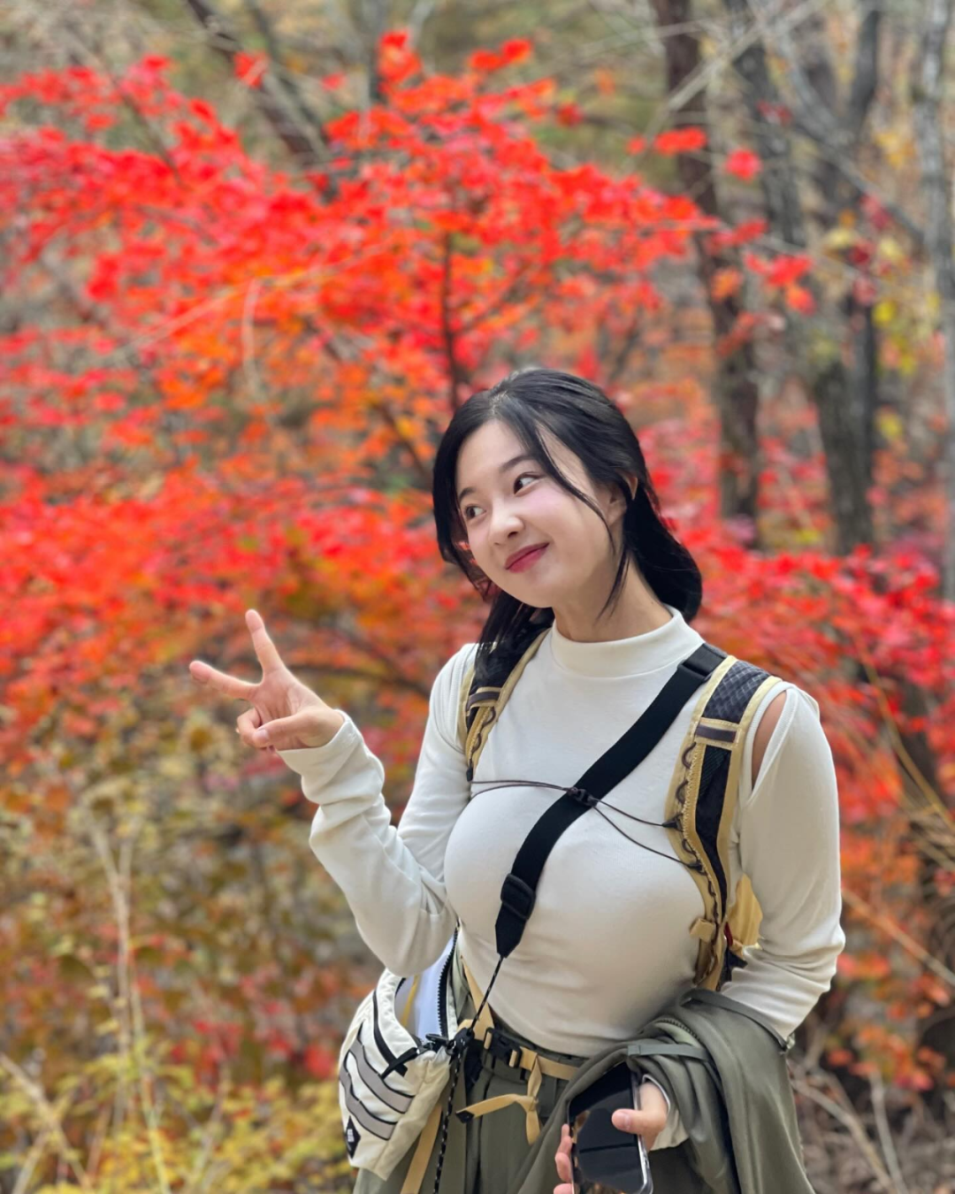 这样旅途一定很吸引人吧！身材太棒了！