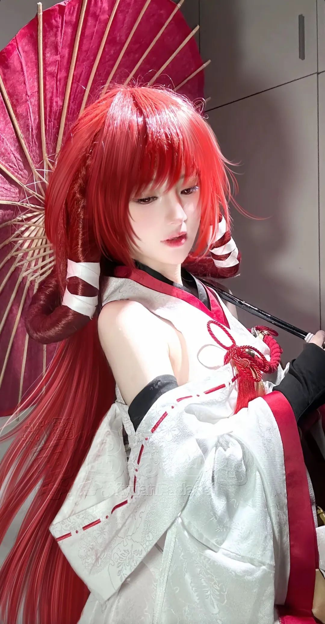 落尽红樱君不见，轻绘梨花泪沾衣#绘梨衣#龙族#cos#绘梨衣cos#甜妹