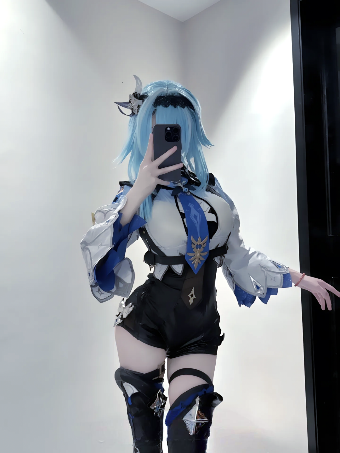 优菈：“到那时你将足够耀眼，无惧身外的光！”