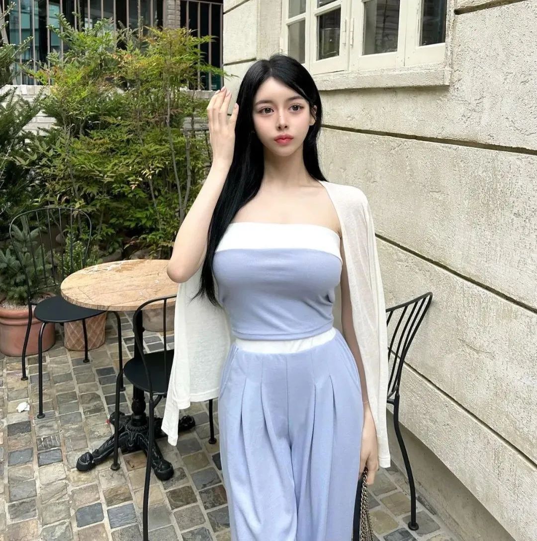 韩国顶级网红！圆润饱满身材，谁能不迷糊？