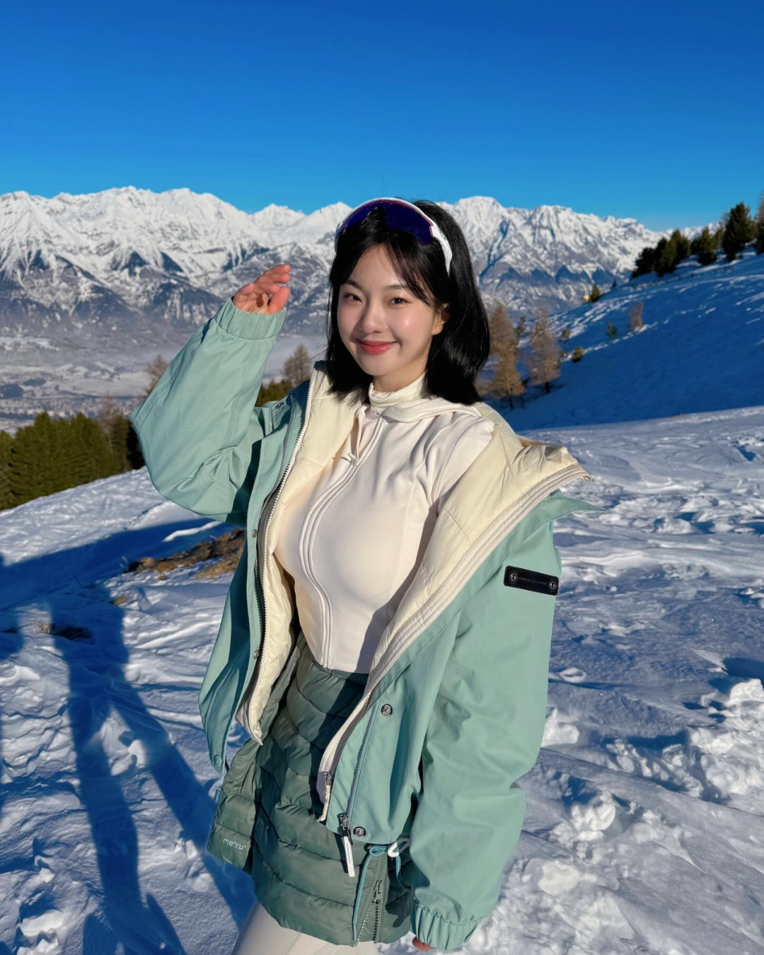 这样旅途一定很吸引人吧！身材太棒了！