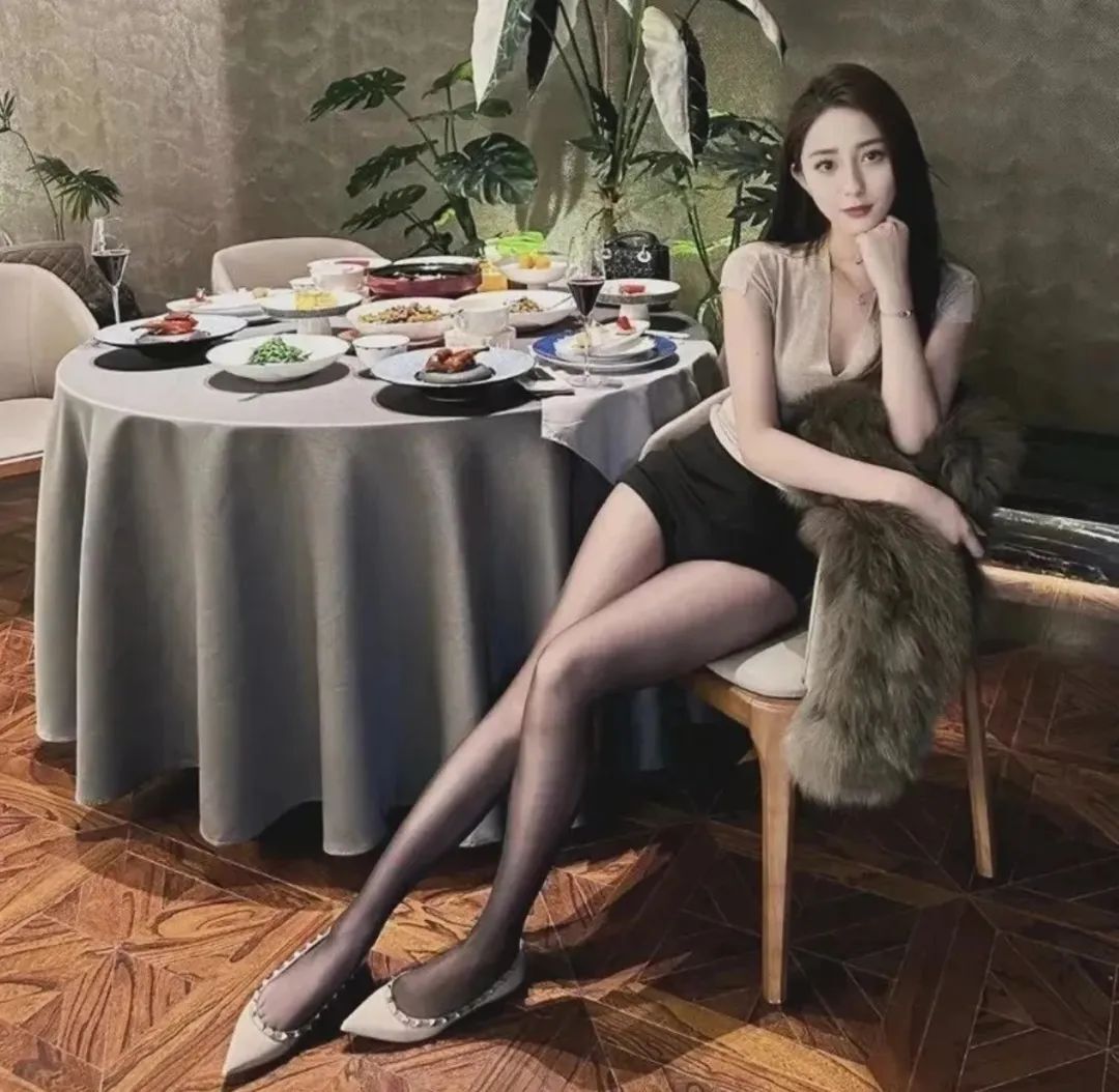 日本第一美腿的优雅！大长腿太顶啦！