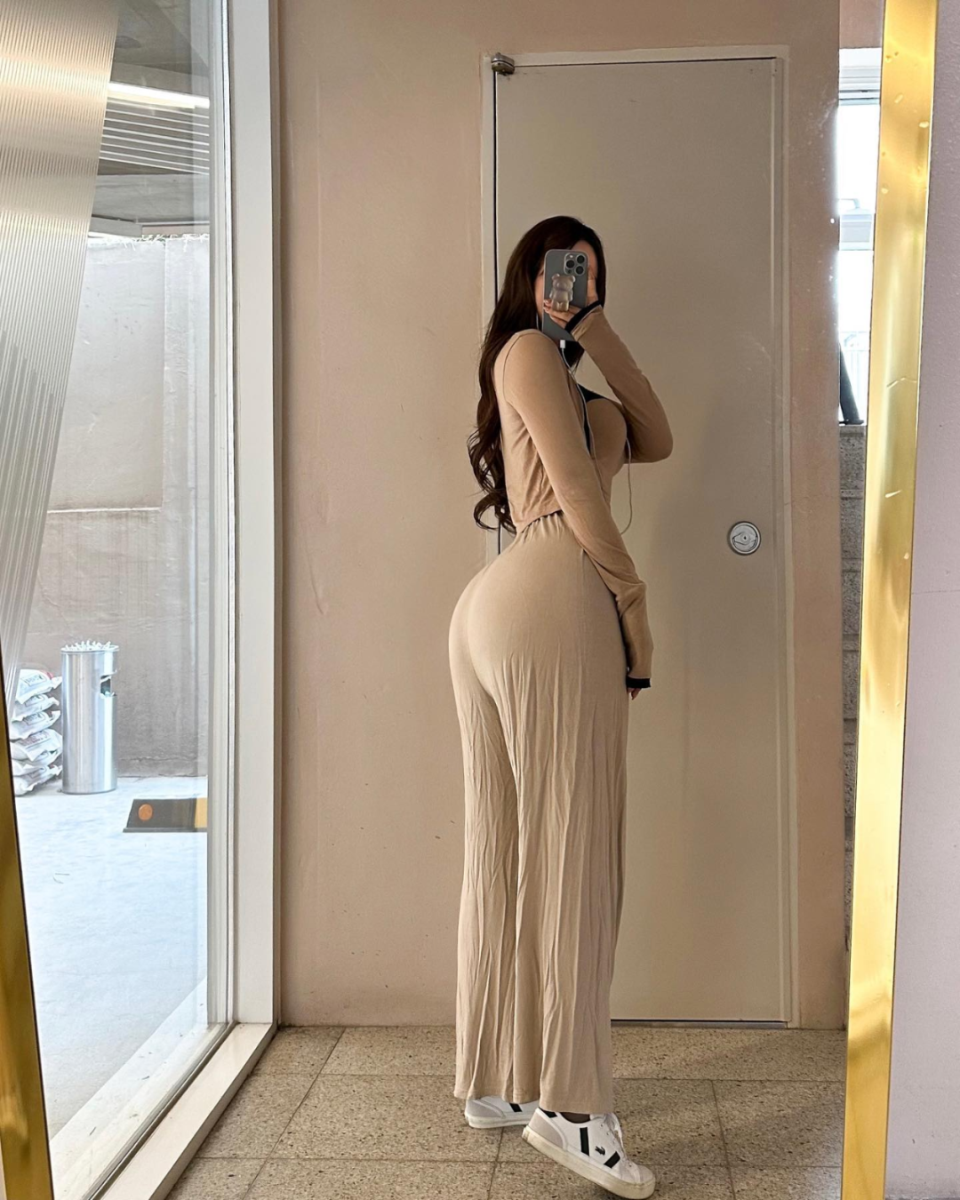 漫画里的身材！身材比例也太好了吧