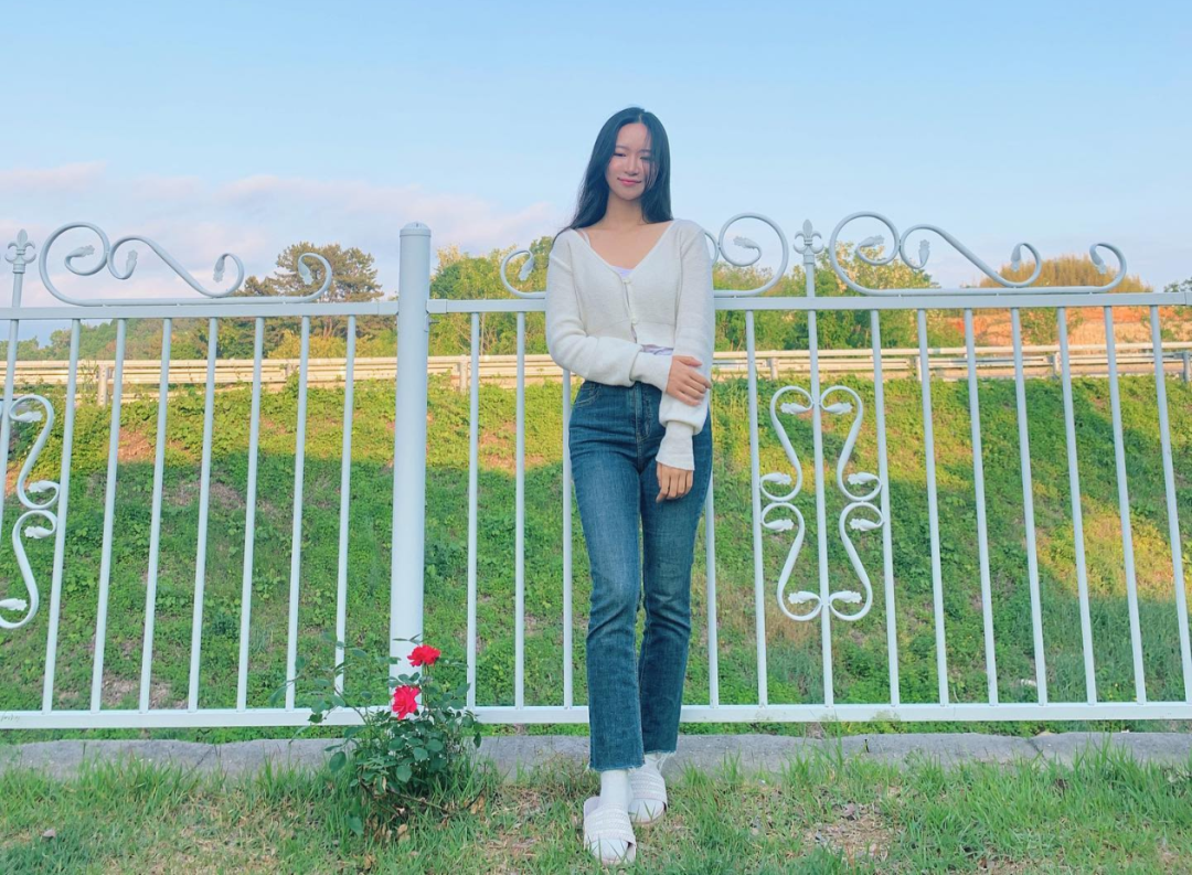 颜值也太高了吧！身材真的顶啊！