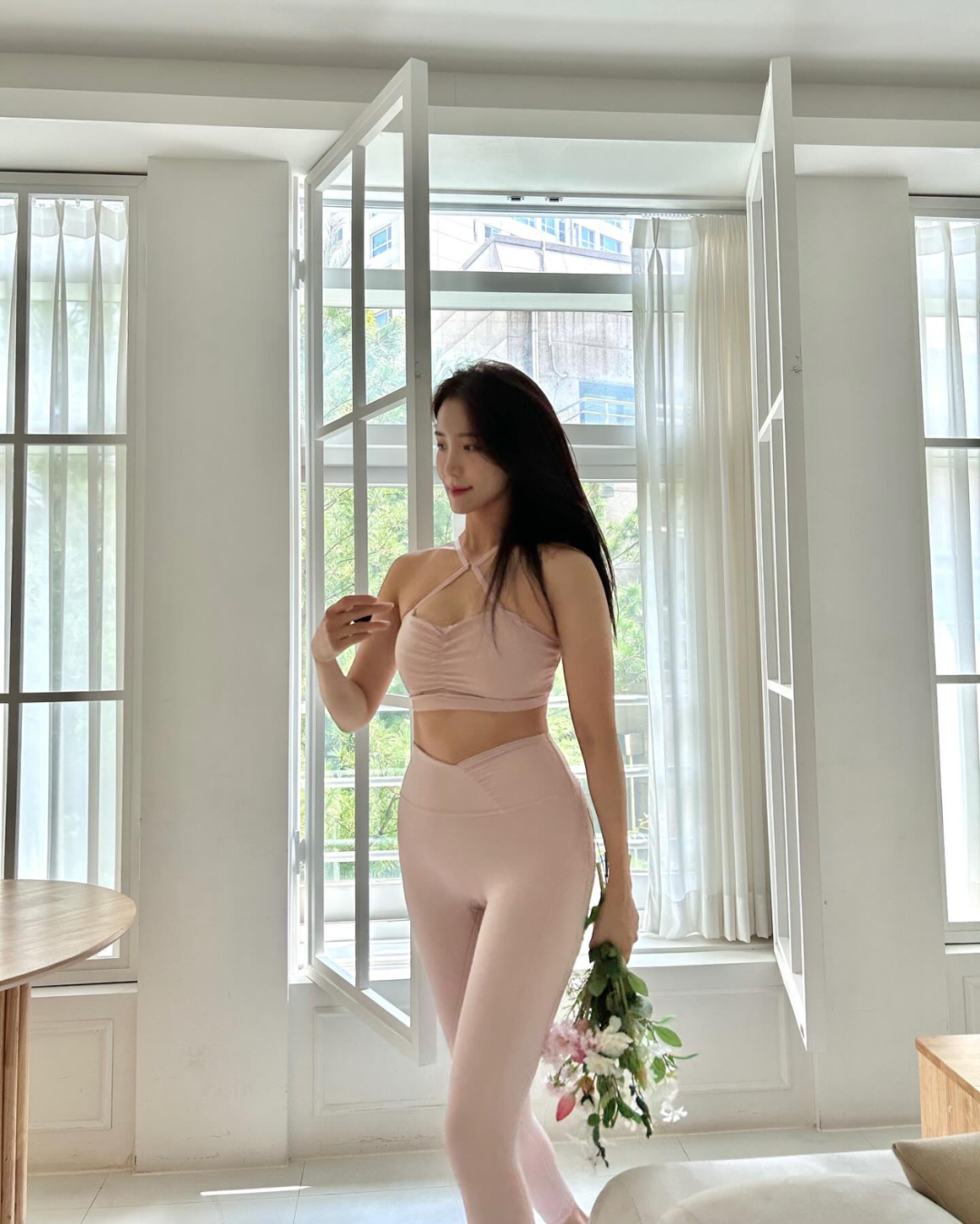 魅力十足的成熟女人！男人的最爱？