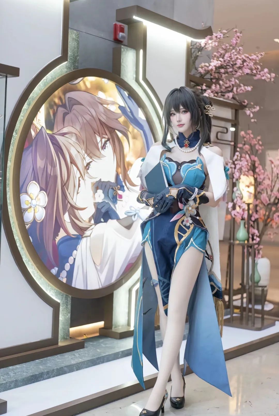 或许你可以叫我阮·梅“生命里绽放的每一片花瓣，无论何时盛放，都会有被风吹落的那一天”#阮梅#COS#崩坏星穹铁道#甜妹#御姐