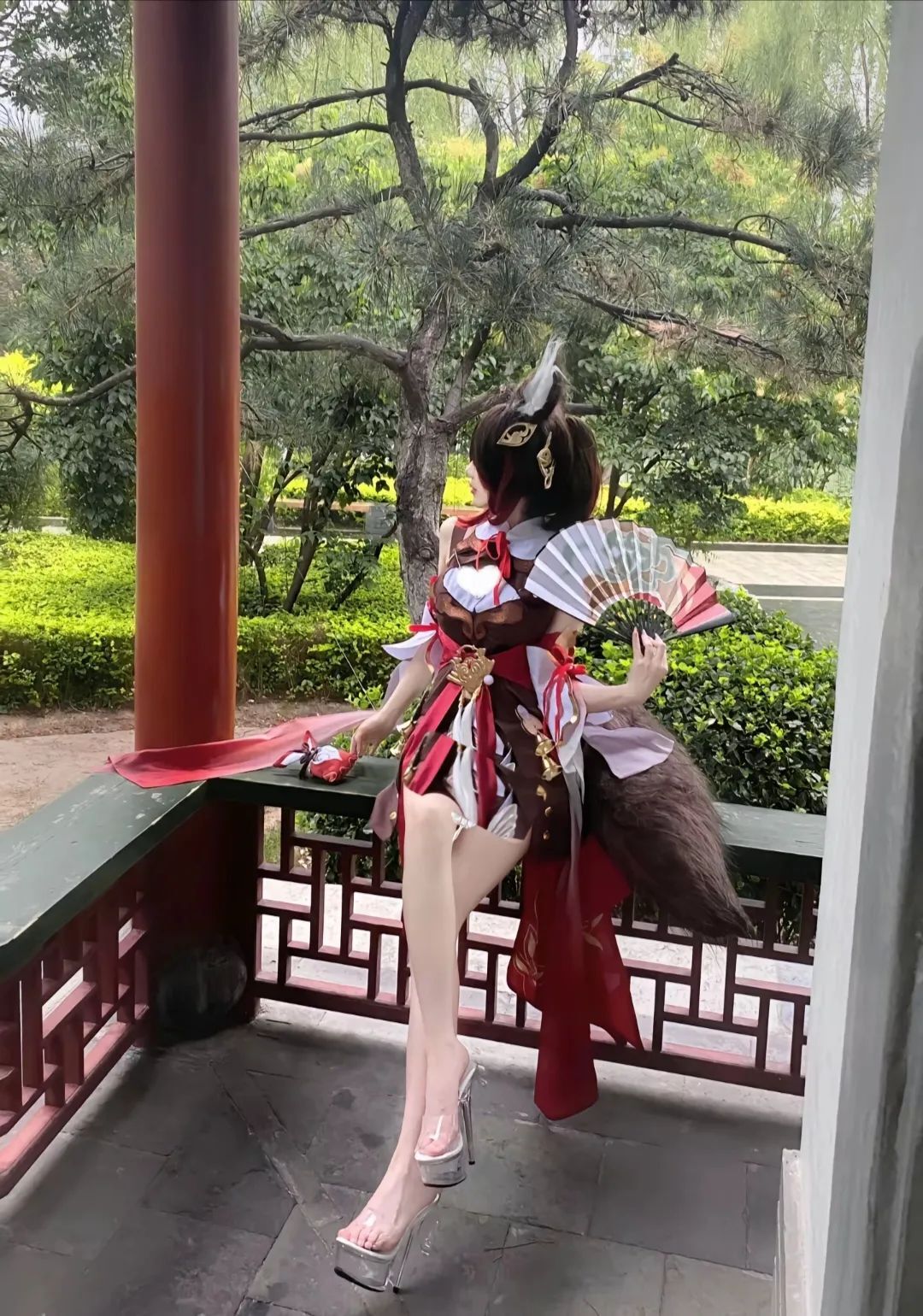“擦肩而过只是一瞬间，相见与离别即使是如此，我也珍惜所遇到的所有”#停云#崩坏星穹铁道#cos#甜妹#星穹之旅