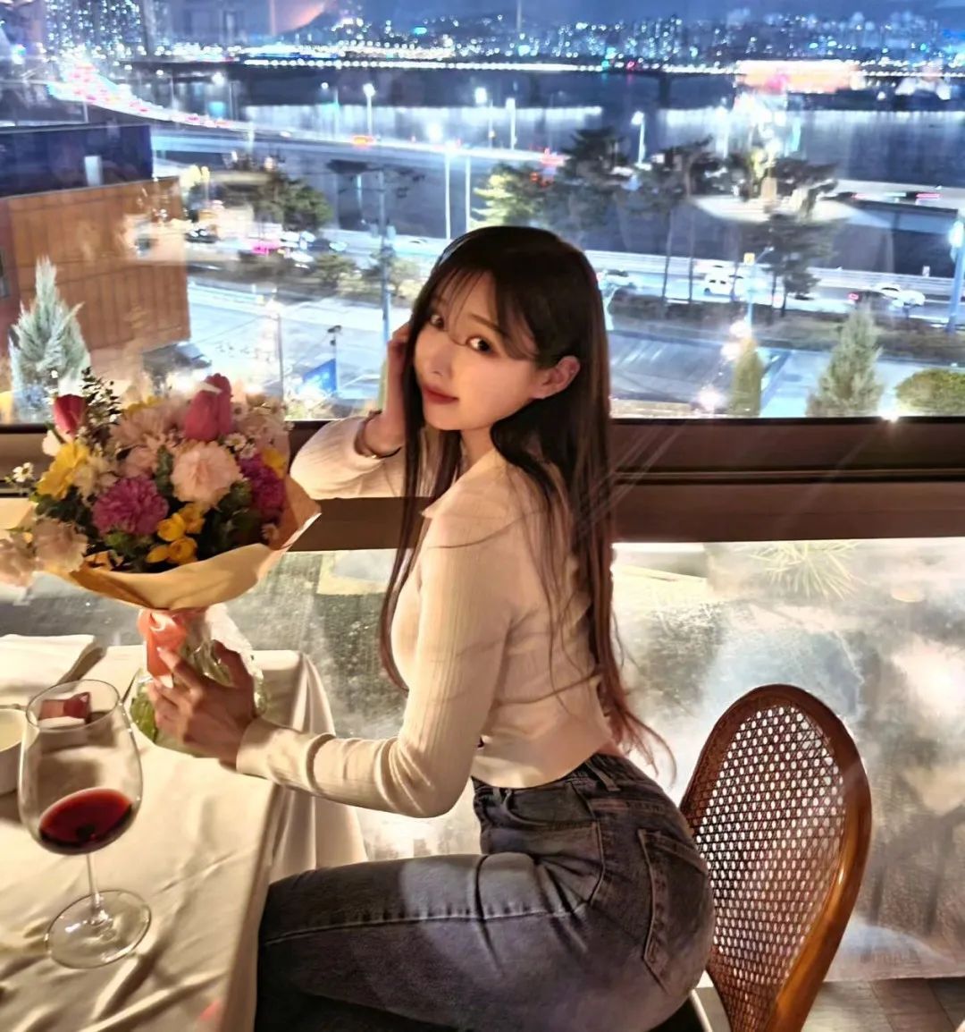 韩国顶级网红！微胖天花板，太润了