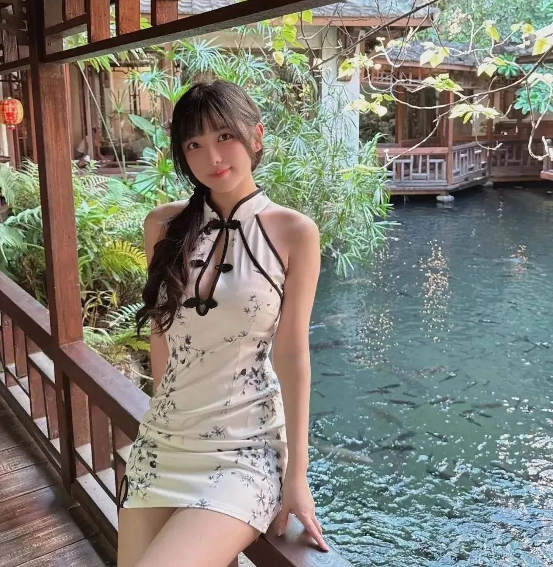 台湾的顶级女神！极品腰臀比，谁能不迷糊？