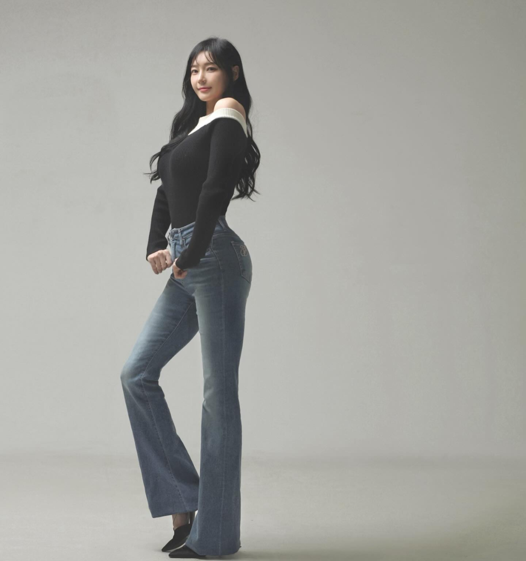 高尔夫女神！也太好看了吧！身材顶！