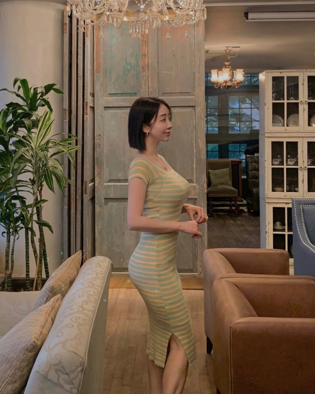 身材太秀了！颜值很高！气质拿捏了！