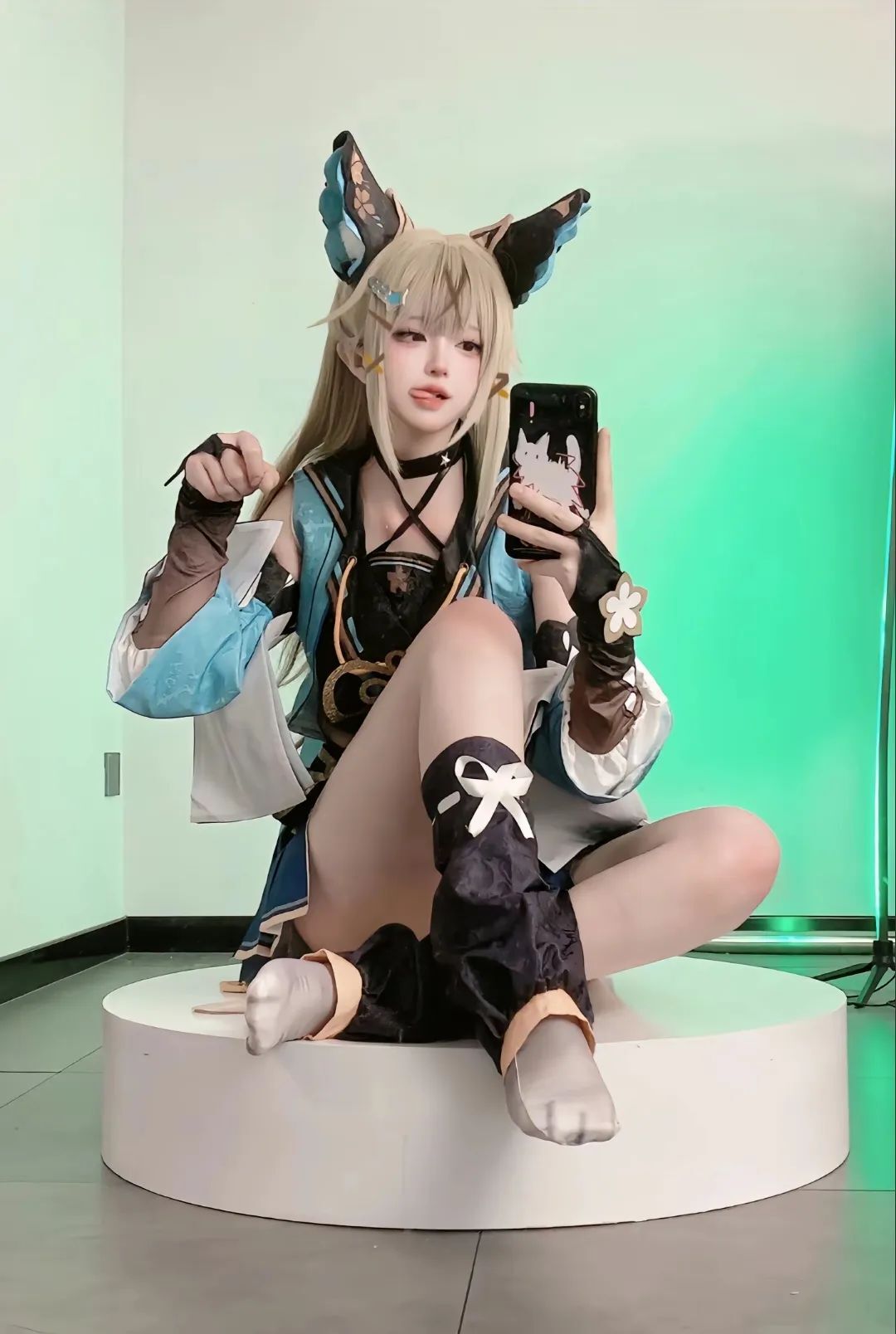 请问你要签收快递还是猫猫捏#原神#绮良良#cos#