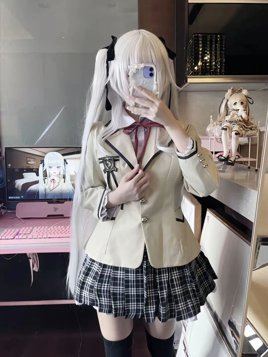 “如果时光可以倒流，我还是会选择认识你，虽然会伤痕累累，但是心中的温暖记忆是谁都无法给与的谢谢你来过我的世界”#篝之雾枳#cos
