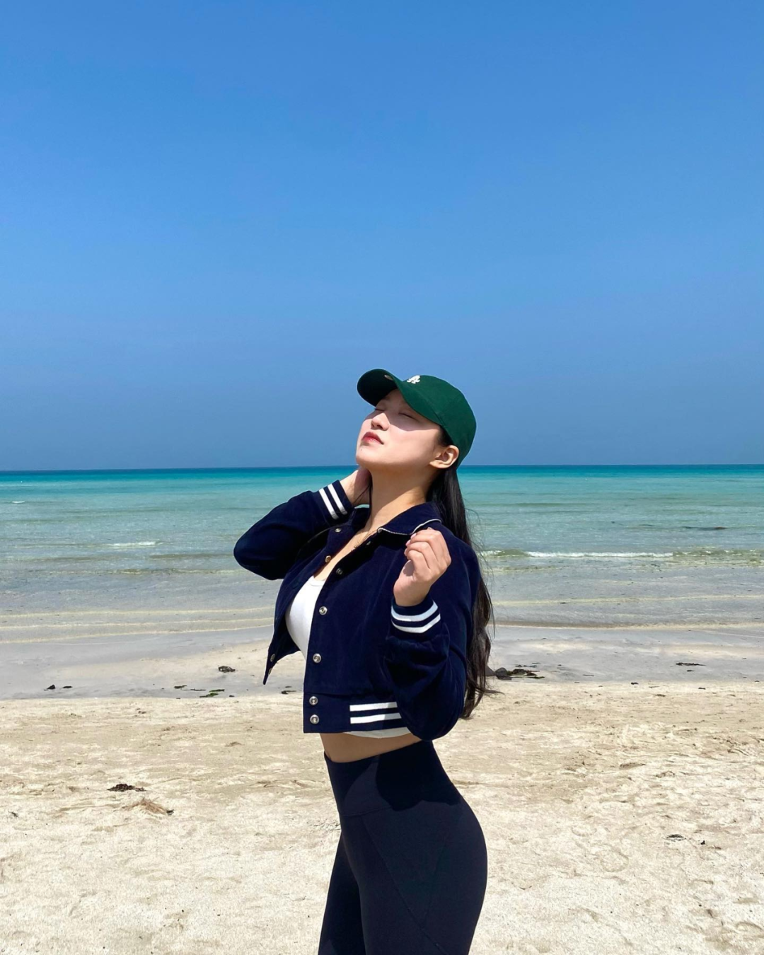 身材也太好了吧！颜值气质拿捏！