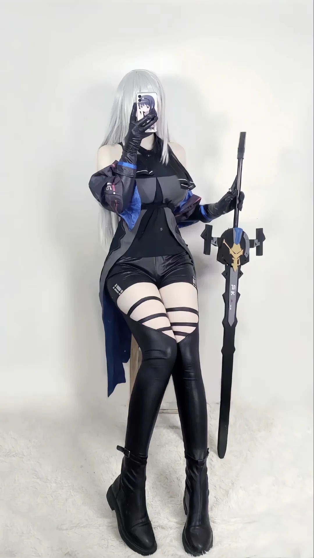 你说会拯救世界，也包括我吗?#斯卡蒂#cos#明日方舟#御姐#浊心斯卡蒂