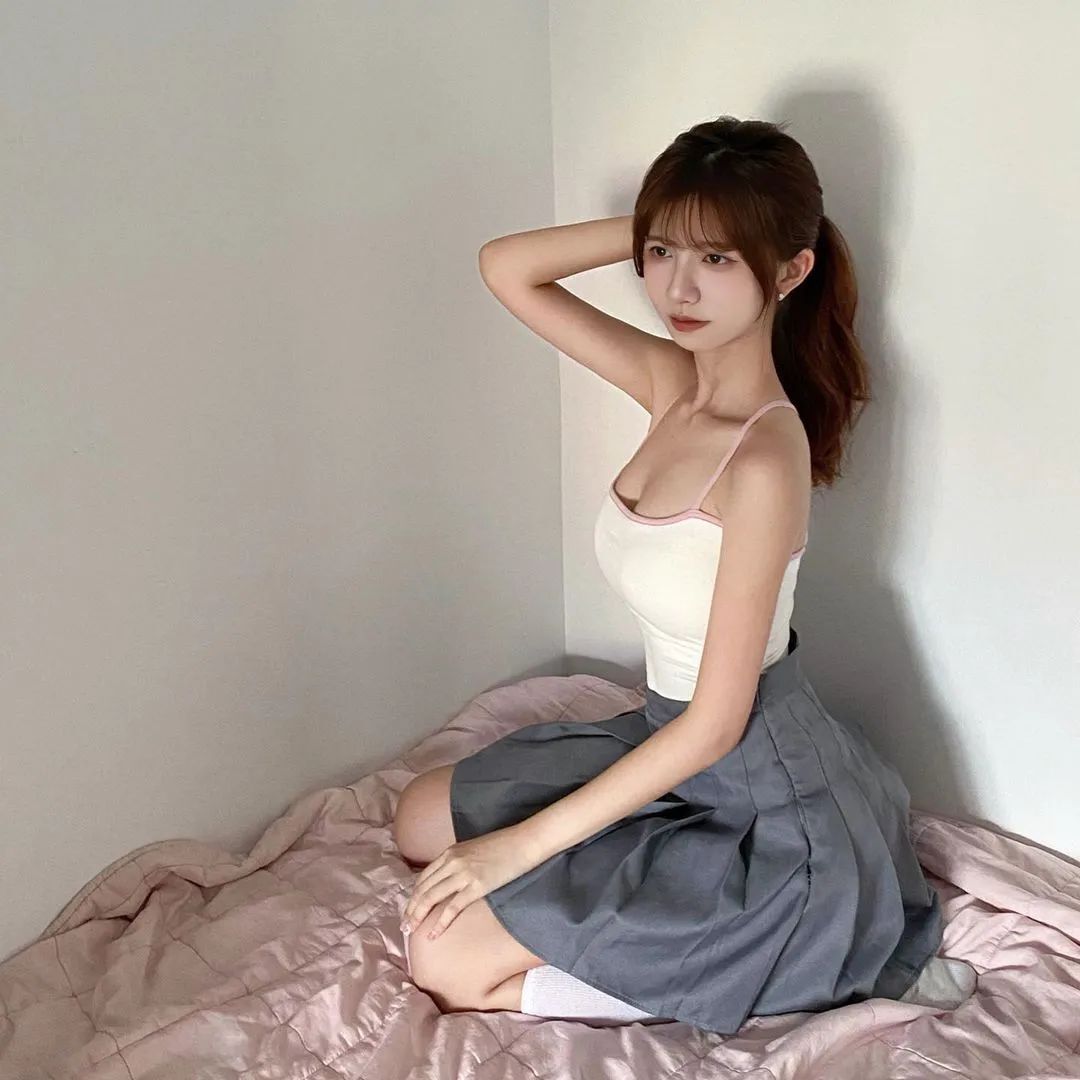 顶级台妹！太美了，身材也是一绝！