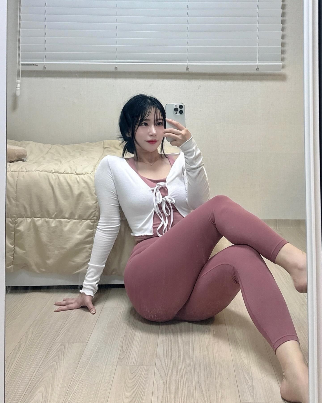 腿也太长了吧！身材比例也非常优秀！