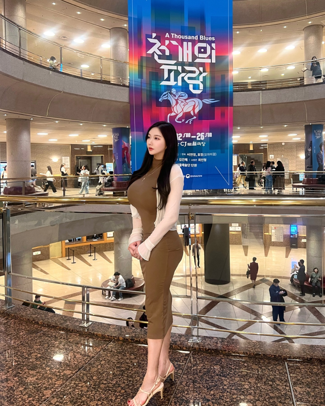 身材真好！颜值也出众！赞赞赞！