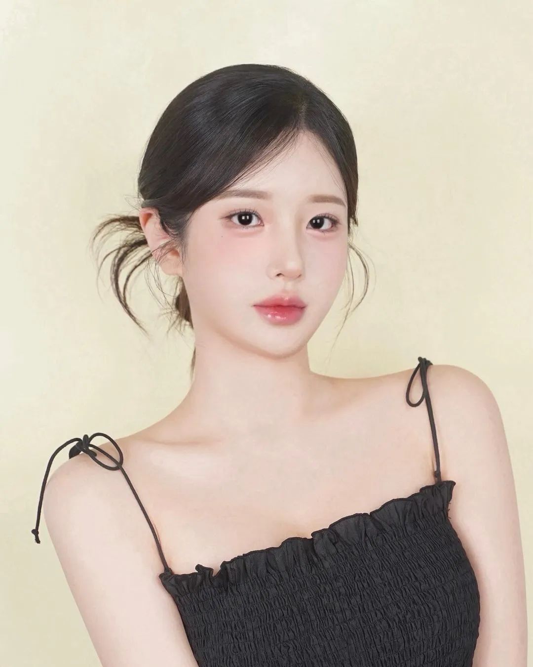 纯欲天花板！极品漫画身材，这韩妞你顶得住吗？