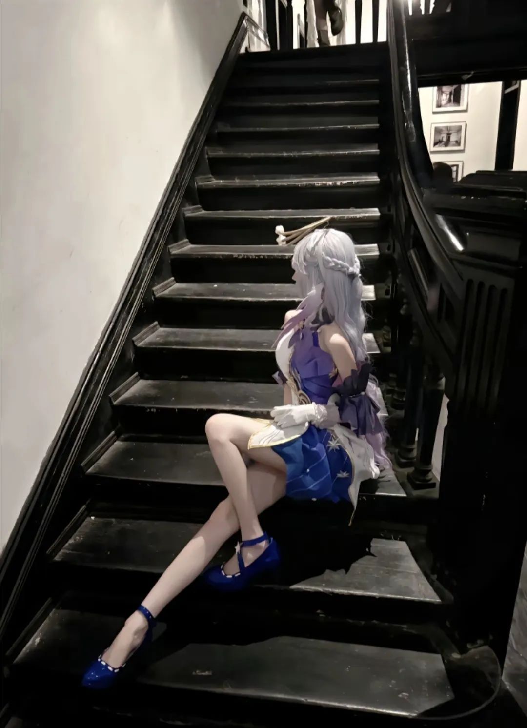 会在某一瞬间突然明白 有些牢笼是自己给自己的#知更鸟#崩坏星穹铁道#cos#等醒来在哭泣#星穹之旅