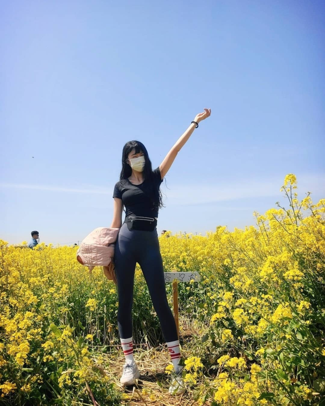 这样的身材和脸蛋哪能不爱呢！