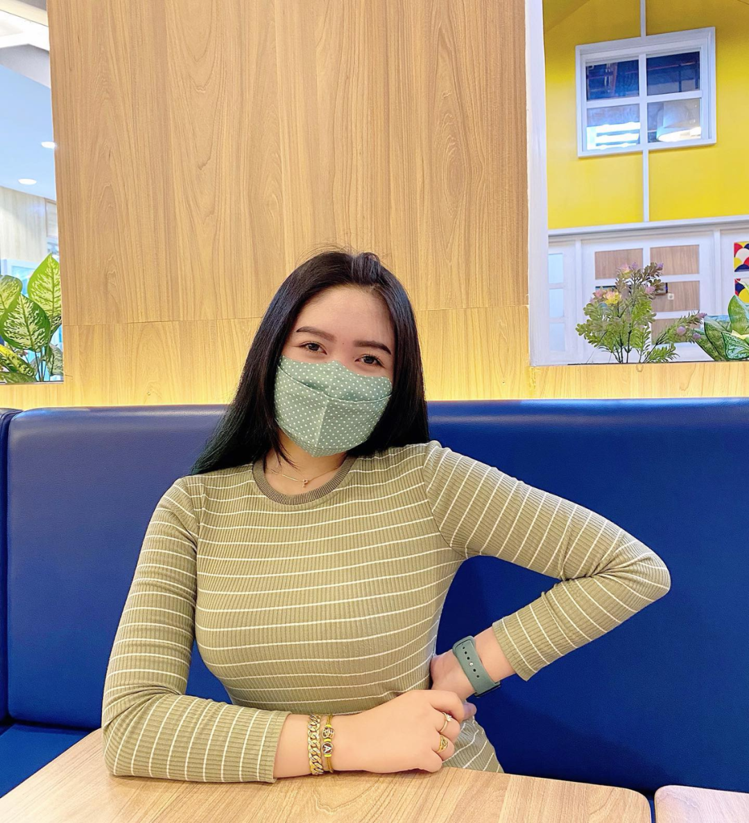 微微胖！还非常爱笑！太可爱了吧！