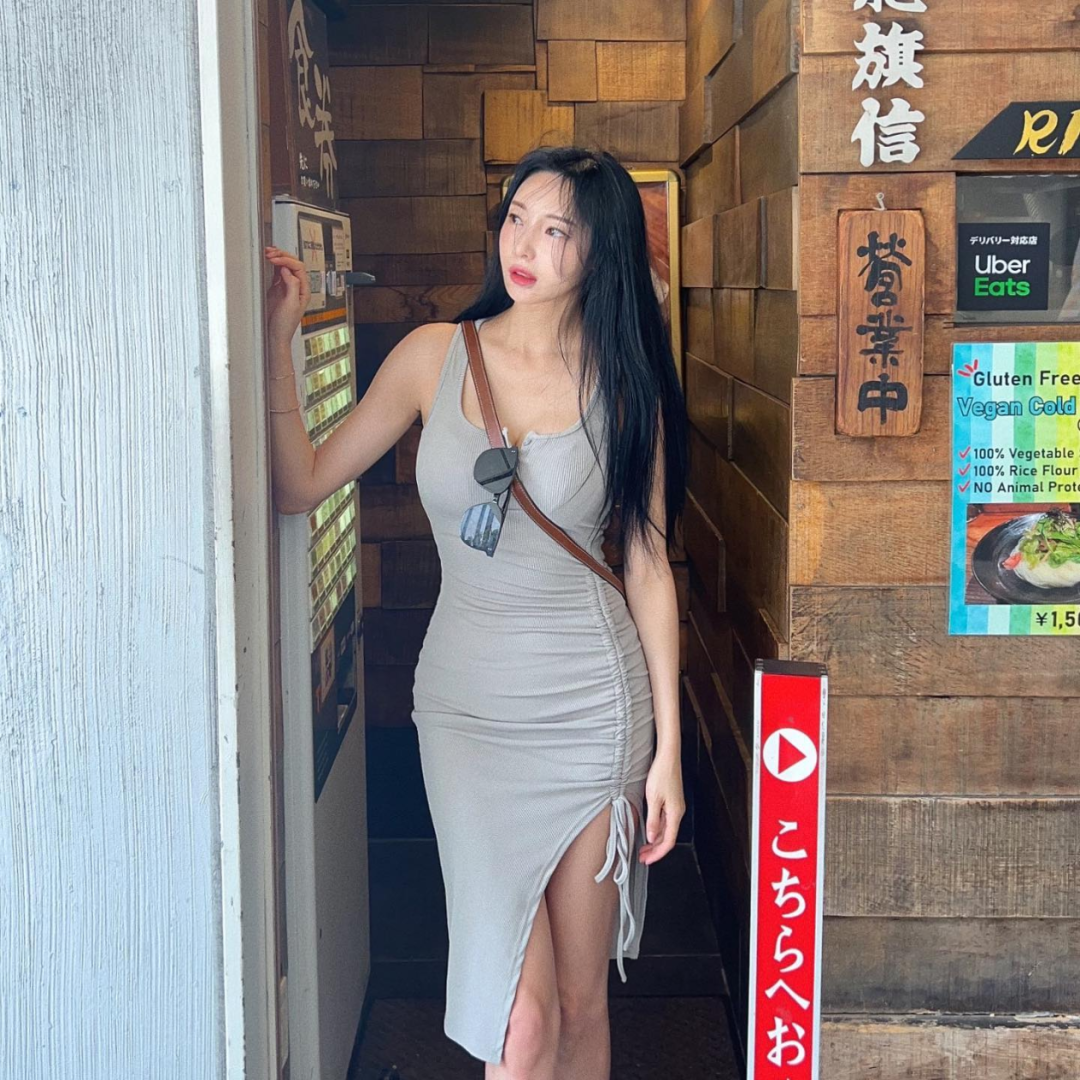 高尔夫女神！也太好看了吧！身材顶！