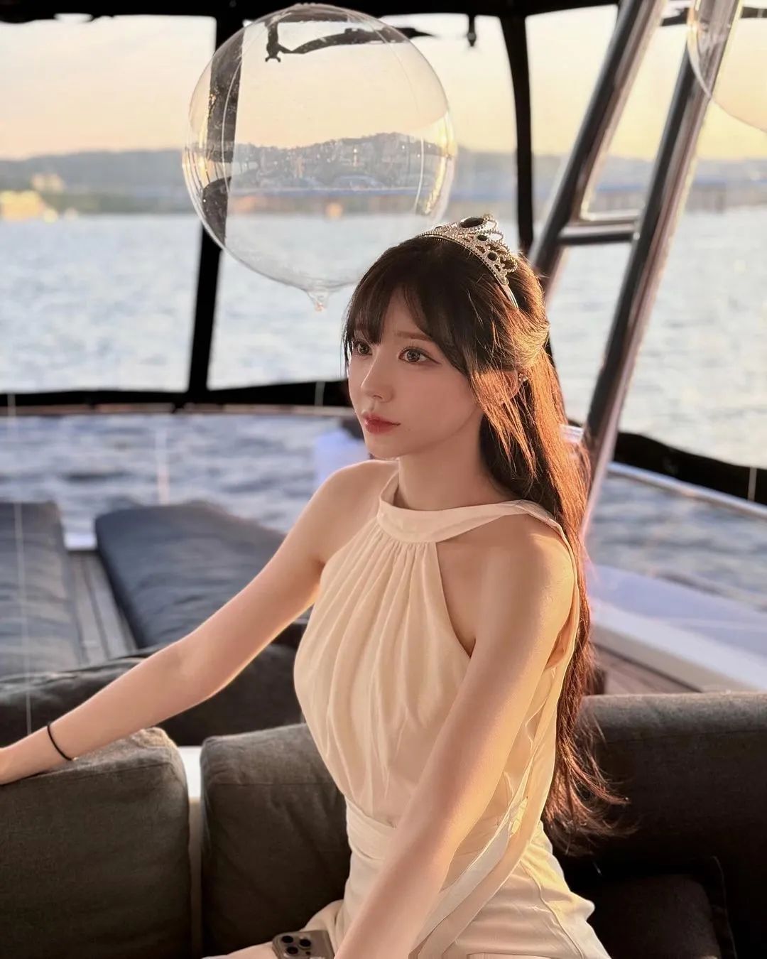 好润啊！大长腿+仙女颜值！这小蛮腰谁顶得住？