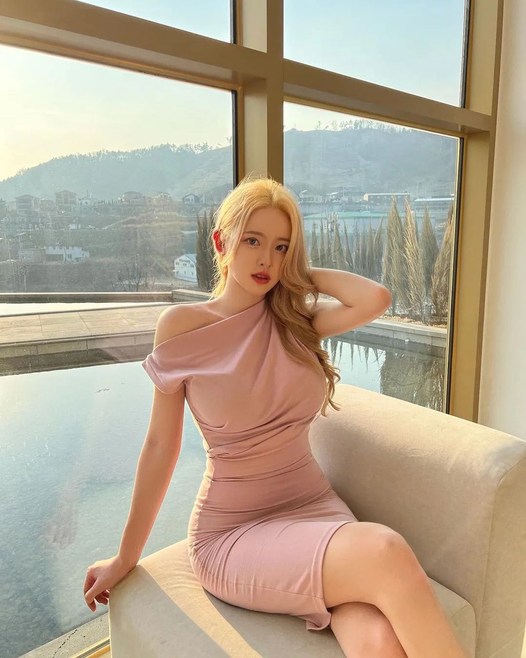 透视装！大凶！小姐姐好大方...