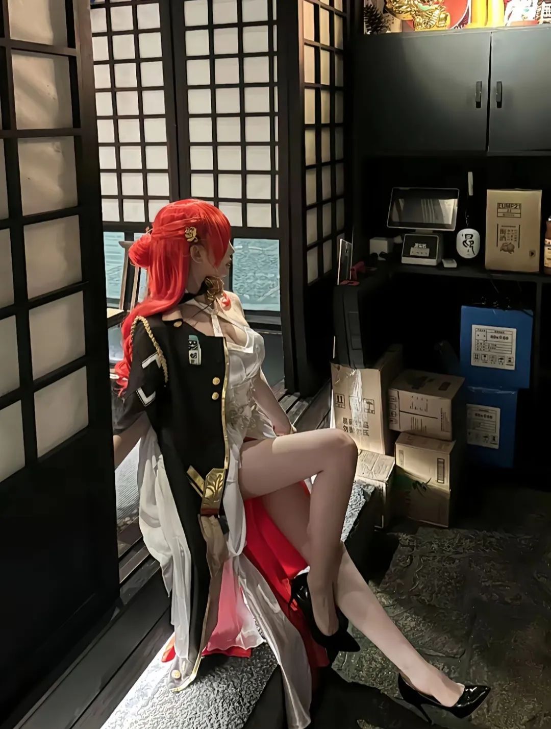 做不到的事不会因为坚持而做到，也不会因为一句我能做”到而发生奇迹。即使你已足够拼命，但现在的你没有这样的能力。#姬子#cos